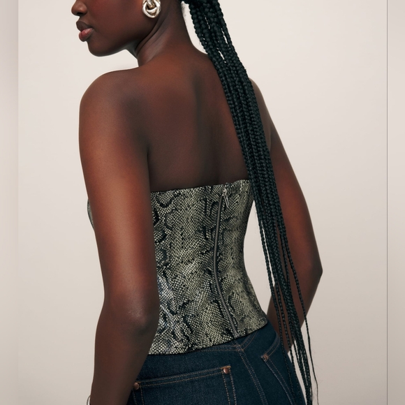 NEW Reformation Veda Madison Leather Top in color Venom - Picture 3 of 5